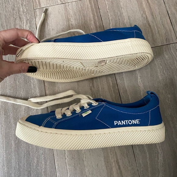 Cariuma X Pantone Classic Blue Canvas Oca Low Lace Up Sneaker Women Sz 7 Men 5.5 - Picture 5 of 9